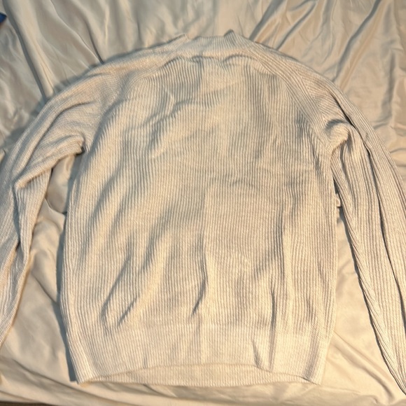 Uniqlo Turtleneck - Picture 3 of 3